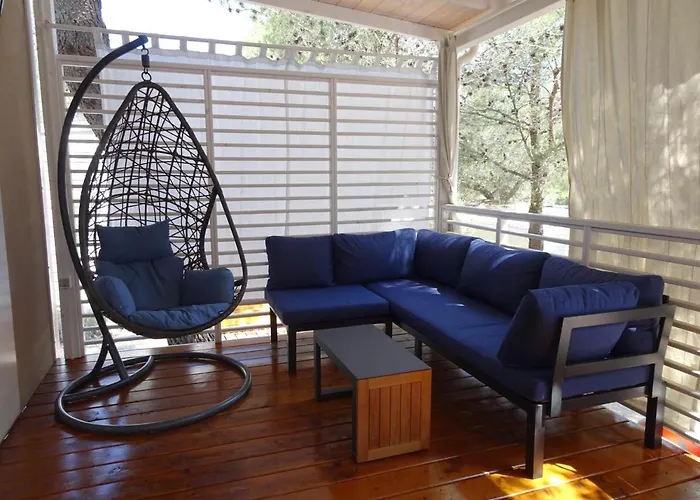 Mobile Andreana Campsite 4*